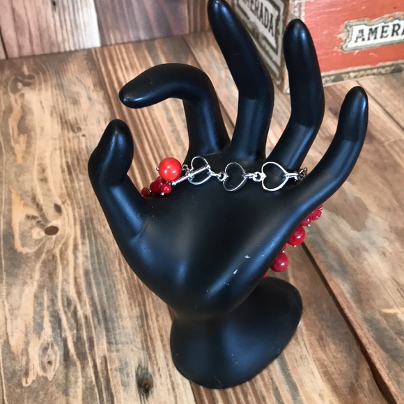 Elegant Red Coral Hearts and Flowers Bracelet - Picture 3 of 6